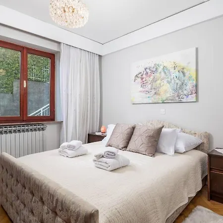 Deluxe Ana 100 M From The דירה *