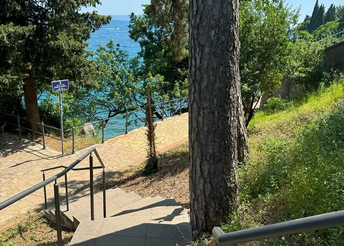 Apartament Deluxe Ana 100 M From The Opatija