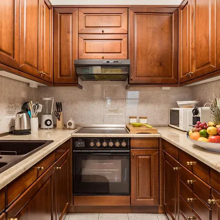 Apartment Deluxe Ana 100 M From The Opatija